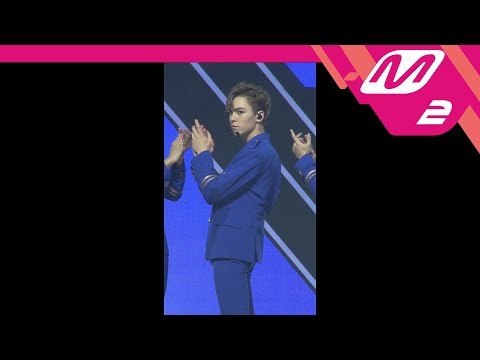 [MPD직캠] 세븐틴 버논 직캠 '박수(CLAP)' (SEVENTEEN VERNON FanCam) | @MNET PRESENT SPECIAL_2017.11.7