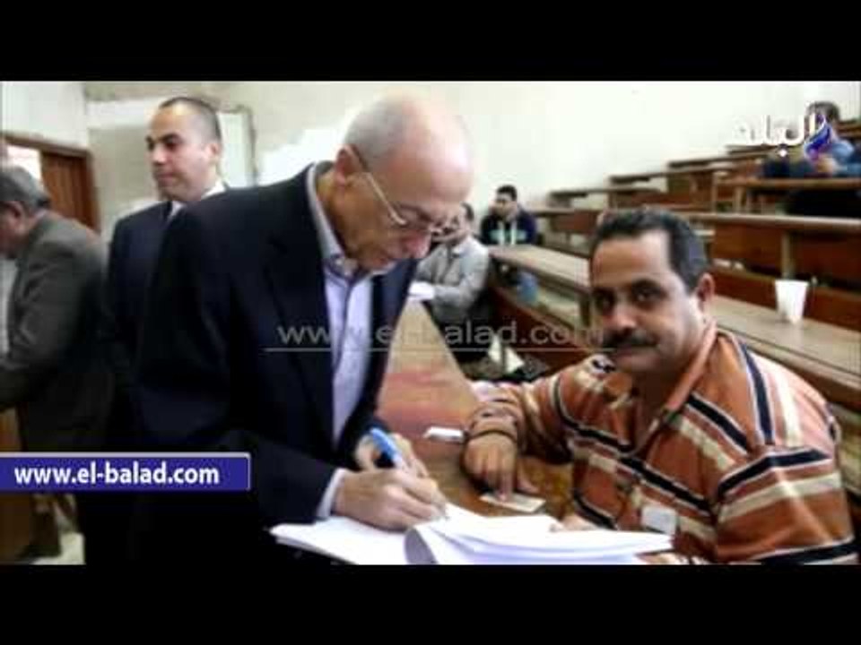 صدى البلد |  "سيف اليزل يدلي بصوت فى مدينة نصر ..ويؤكد الدولة لم تتدخل فى العملية الإنتخابية