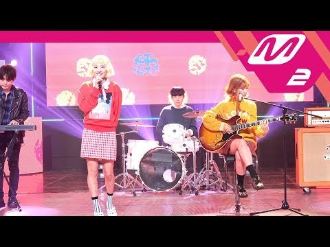 [MPD직캠] 볼빨간 사춘기 직캠 4K '썸 탈거야(Some)' (Bolbbalgan4 FanCam) | @MCOUNTDOWN_2017.10.19