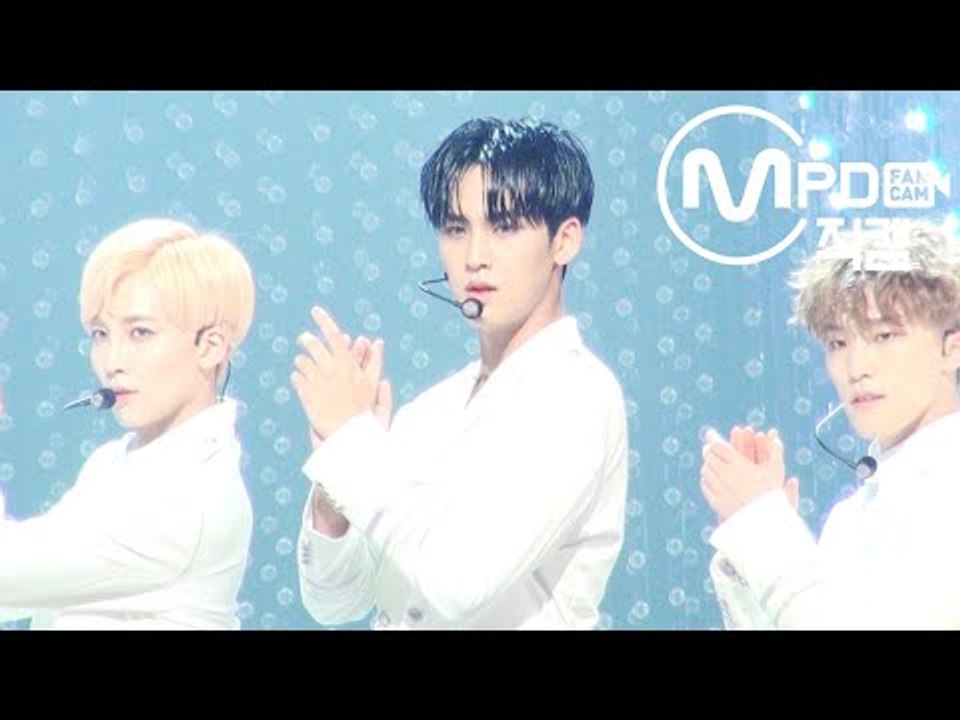 [MPD직캠] 세븐틴 민규 직캠 '박수(CLAP)' (SEVENTEEN MINGYU FanCam) | @MCOUNTDOWN_2017.11.9