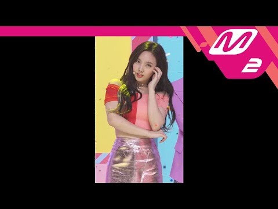 [MPD직캠] 트와이스 나연 직캠 4K 'What is Love?' (TWICE NA YEON FanCam) | @MCOUNTDOWN_2018.4.12