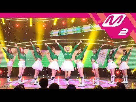 [MPD직캠] 모모랜드 직캠 4K '뿜뿜(BBoom BBoom)' (MOMOLAND FanCam) | @MCOUNTDOWN_2018.1.11