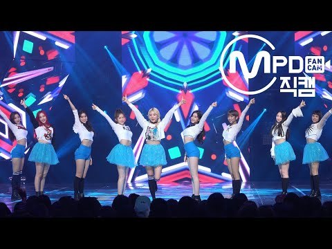 [MPD직캠] 모모랜드 직캠 4K '뿜뿜(Bboom Bboom)' (MOMOLAND FanCam) | @MCOUNTDOWN_2018.1.18