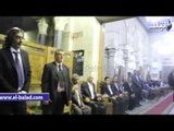 صدى البلد | بدء عزاء والد المخرج محمد بكير بمسجد عمر مكرم