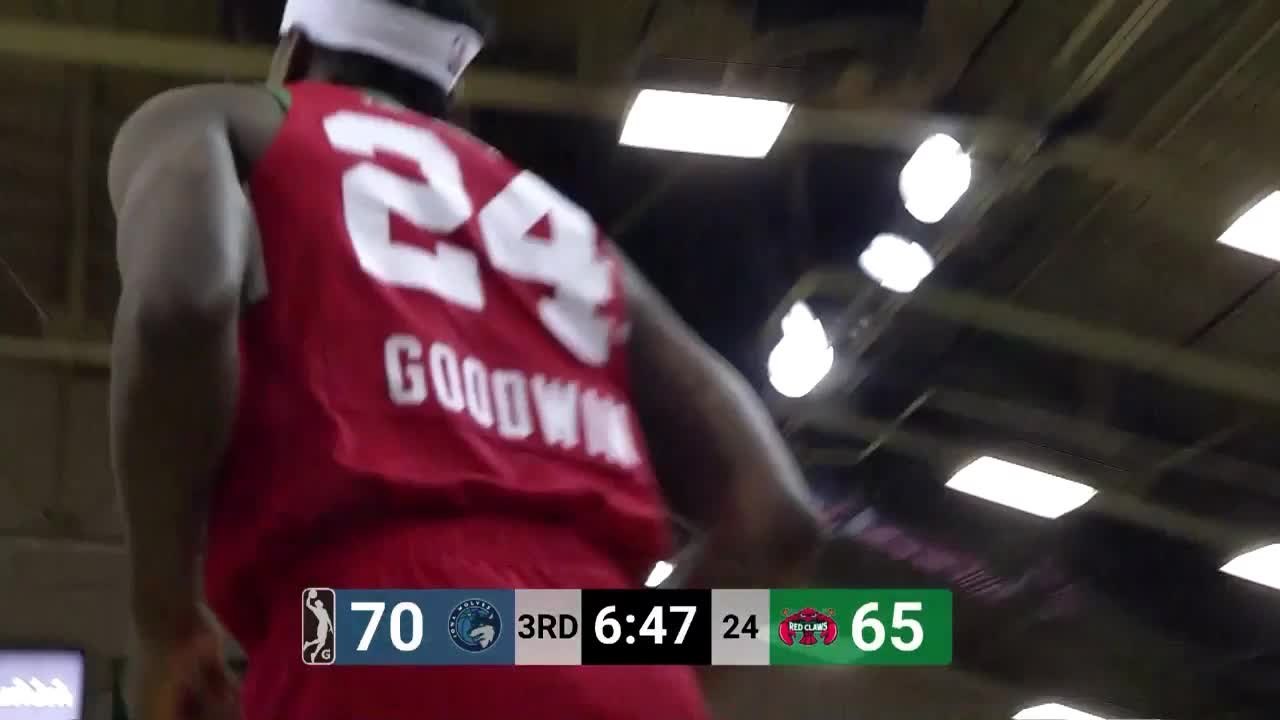 What a dunk by Archie Goodwin!