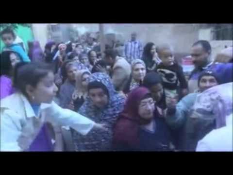 صدى البلد | استمرار توزيع المساعدات العينية على الأسر الأولى بالرعاية بالفيوم