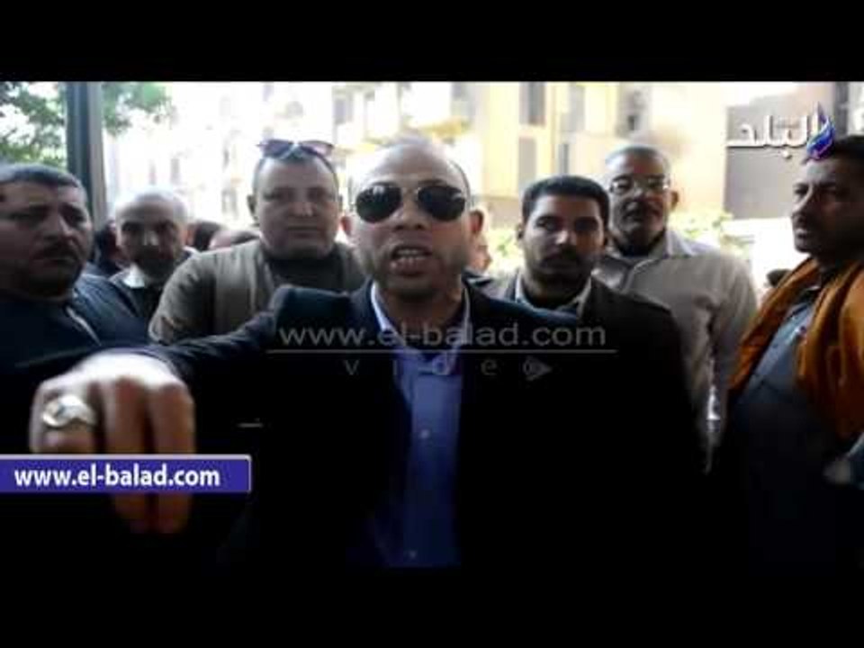 صدى البلد |  تجار السلع التموينية يتظاهرون أمام...