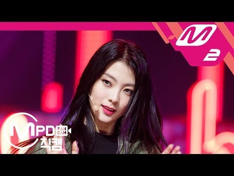 [MPD직캠] 위키미키 루시 직캠 ‘Crush’ (Weki Meki LUCY FanCam) | @MCOUNTDOWN_2018.10.18