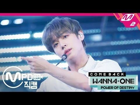 MPD직캠] 워너원 박지훈 직캠 '봄바람(Spring Breeze)' (Wanna One PARK JI HOON FanCam) | @COMEBACK SHOW_2018.11.22