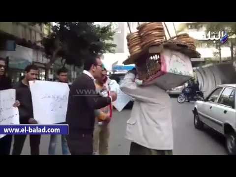 صدى البلد | تظاهر أوائل الخريجين أمام الوزراء.. ووصول سيارات فض شغب