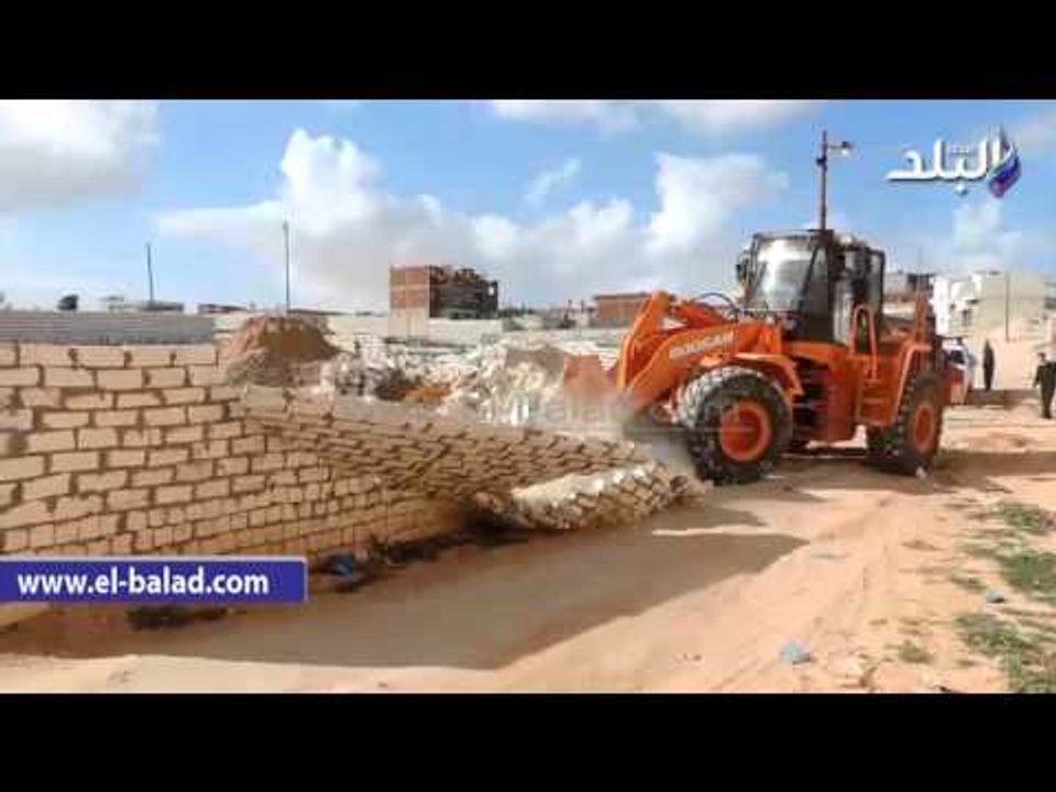 صدى البلد |  تنفيذ 6 قرارات إزالة لمنشآت ومحلات...