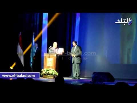 صدى البلد | الهادي يسلم مشروع نقابة الأثريين لوزير الآثار..والدماطي:أمانة في عنقي