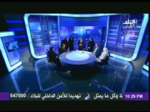مؤسسة ابو العينين الخيرية تهدى عمرة لأسر شهداء الجيش والشرطة على الهواء مع احمد موسى