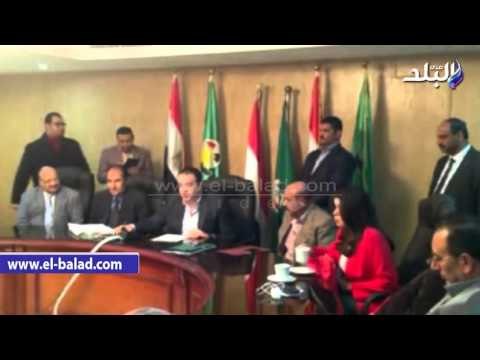 صدى البلد | محافظ الفيوم يُسلم دعم الأندية الرياضية بقيمة 617 ألف جنيه