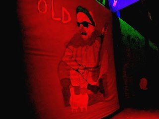 صدى البلد |  المهرجان .. صواريخ وشماريخ و"جزم بتنور" في  فرحة "صدام وعصام "