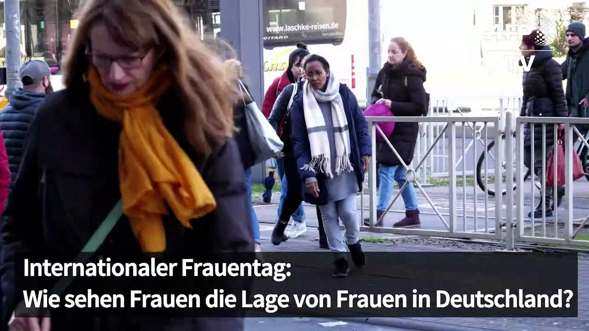 ⁣Wie sehen Frauen die Lage von Frauen in Deutschland?