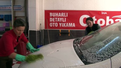 Kadın kuaförü değil oto kuaförü