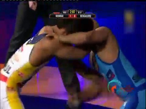 Pro Wrestling League 2015- Rahul Aware Vs Sandeep-14th Dec_ Mumbai Revanta Vs Be