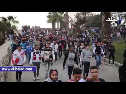 صدى البلد | أهالى شهداء الوايت نايتس يختتمون وقفتهم بقراءة الفاتحة