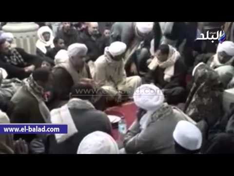 صدى البلد | أتباع الطرق الصوفية ينشدون فى مسجد الحسين فى ذكرى مولده