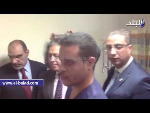 صدى البلد | وزير الصحة يجري جراحة لأحد العاملين خلال تفقده لمستشفى شرم الشيخ