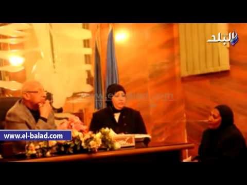 صدى البلد | محافظ أسوان يصرف إعانات عاجلة لـ 10 مواطنين