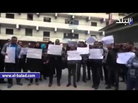 صدى البلد | تظاهر موظفى الثقافة للمطالبة بالتثبيت.. ومدير مكتب الوزير يتعهد بحل مشاكلهم