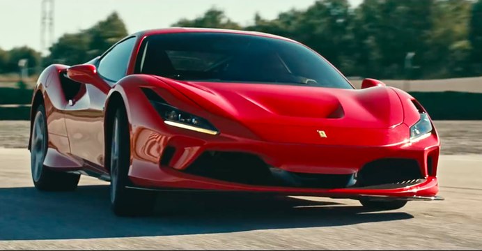 VÍDEO: Ferrari F8 Tributo, por primera vez ¡en movimiento!