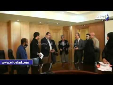 صدى البلد | محافظ الفيوم يكرم أسر الحكام الثلاثة ضحية الحادث