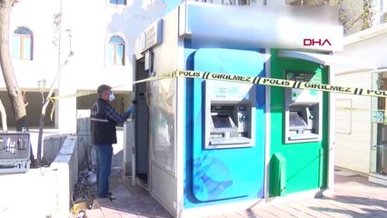 Antalya Atm'nin Kapısını Kırıp Madeni Paraları Çaldılar