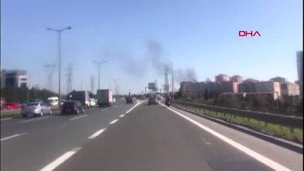 İstanbul- Ataşehir'de Çatı Yangını