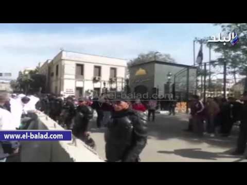 صدى البلد | تعزيزات أمنية فى محيط مجلس النواب تزامنا مع تظاهرات مؤيدى عكاشة
