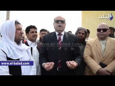 صدى البلد | رصف 5 كيلو لربط تجمعين صحراويين بالطريق الدولى بمطروح