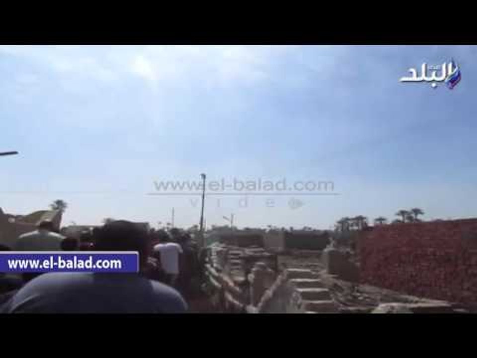 صدى البلد | الآلاف من أهالي الفيوم يشيعون جنازة شهيد الارهاب بسيناء