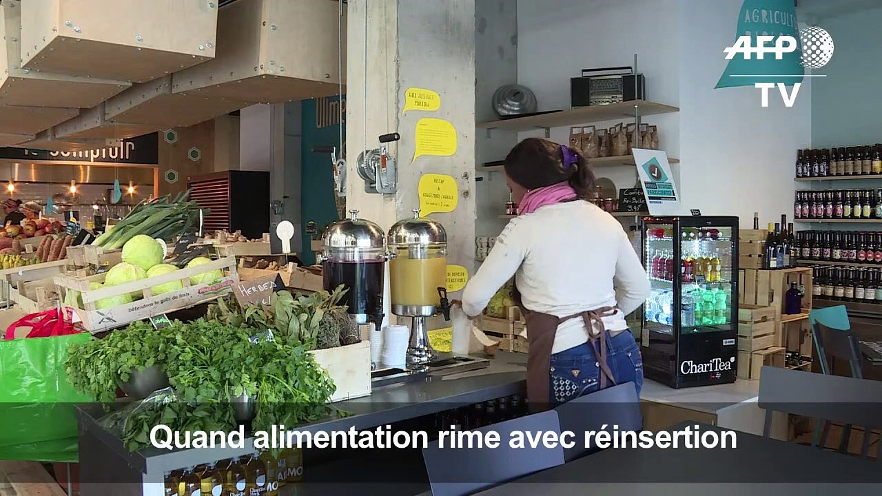 A Paris, la cuisine bio aide des femmes isolées à se réinsérer