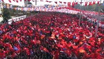 Cumhurbaşkanı Erdoğan, İbrahim Tatlıses ile vatandaşları selamladı - ŞANLIURFA