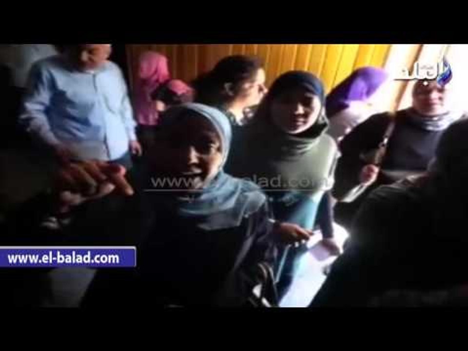 صدى البلد | "سيدة" تصرخ بعد إنهاء وزير التعليم اجتماعه مع أولياء الأمور: "معملناش حاجة وسابنا ومشي"