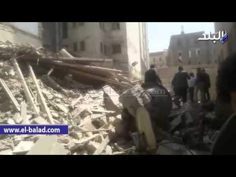 صدى البلد | مرور الجيزة يبدأ ازالة حطام أتوبيس كوبرى أكتوبر