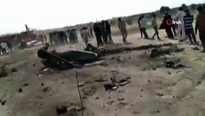- Hindistan Savaş Uçağı Düştü- Pilot Sağ Kurtuldu