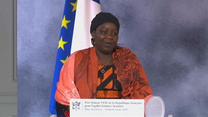 Remise du tout premier prix Simone-Veil