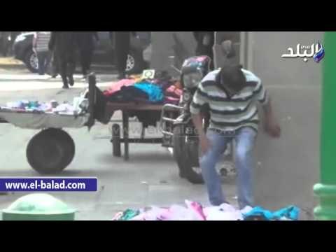 صدى البلد | الباعه الجائلون يحتلون ساحه مجمع التحرير للبيع والشراء تزامنا مع تظاهرات غد25ابريل