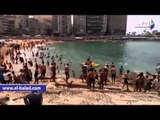 صدى البلد | إقبال كبير على شواطئ الإسكندرية للإحتفال بـ