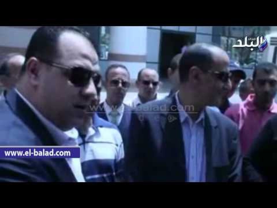 صدى البلد | وصول أكبر قافلة محملة باللحوم والمواد الغذائية لبيعها بأسعار مخفضة للمواطنين بالفيوم