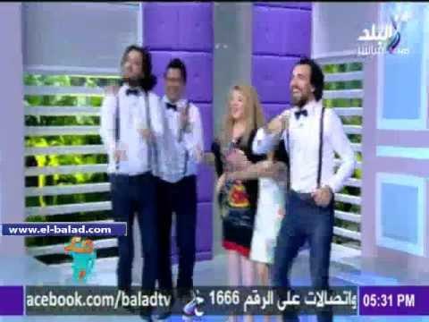 صدى البلد | ملك الخياط تهدي مها أحمد باقة شوكولاته على الهواء