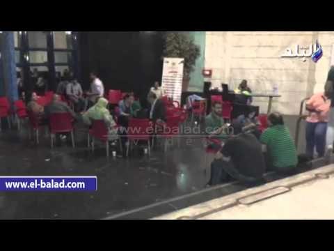 صدى البلد | مناوشات بين المواطنين والصحفيين أمام النقابة