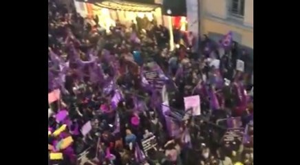 Kadınların yürüyüşünde neler yaşanıyor