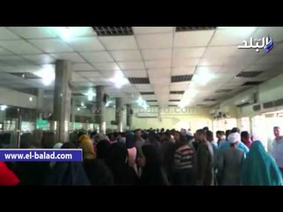 صدى البلد | إقبال كبير من المواطنين لسحب كراسات الشروط الخاصة بوحدات الإسكان الاجتماعى