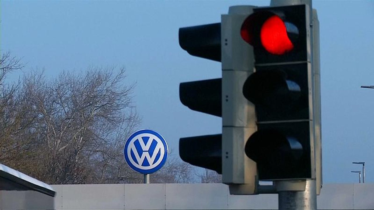 Bericht : Volkswagen will für Elektroautos 5.000 Stellen streichen