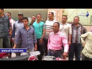 صدى البلد | وقفة لقراء عدادات شركة المياه بالفيوم لعدم تعيينهم