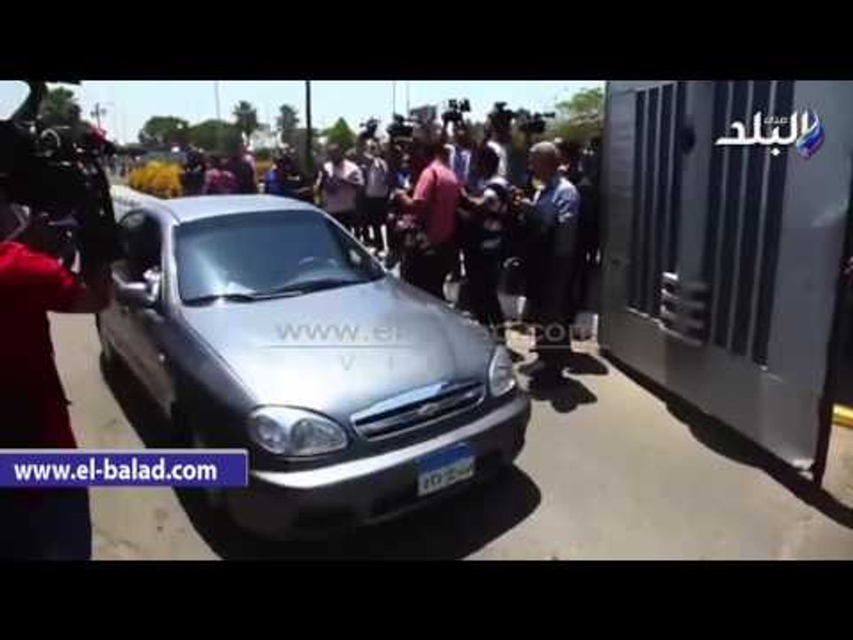 صدى البلد |وصول السفير الفرنسي لمطار القاهرة لمتابعة تطورات الطائرة المختفية